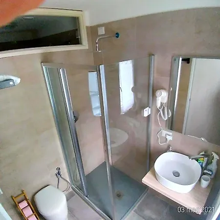 Auberge de jeunesse Cornizzolo *
